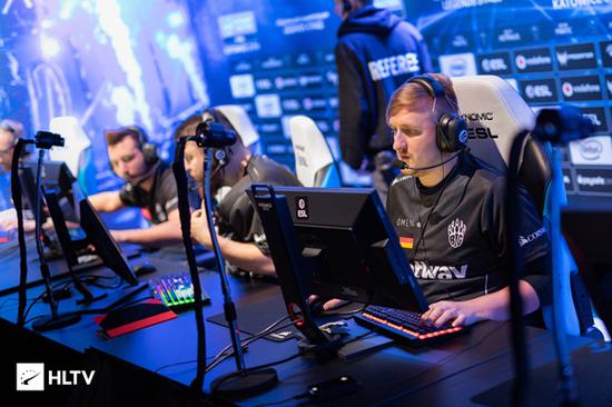 BLUEJAYS 在 Fragadelphia x Block 2025 赛事中获胜后，虐待 VRS