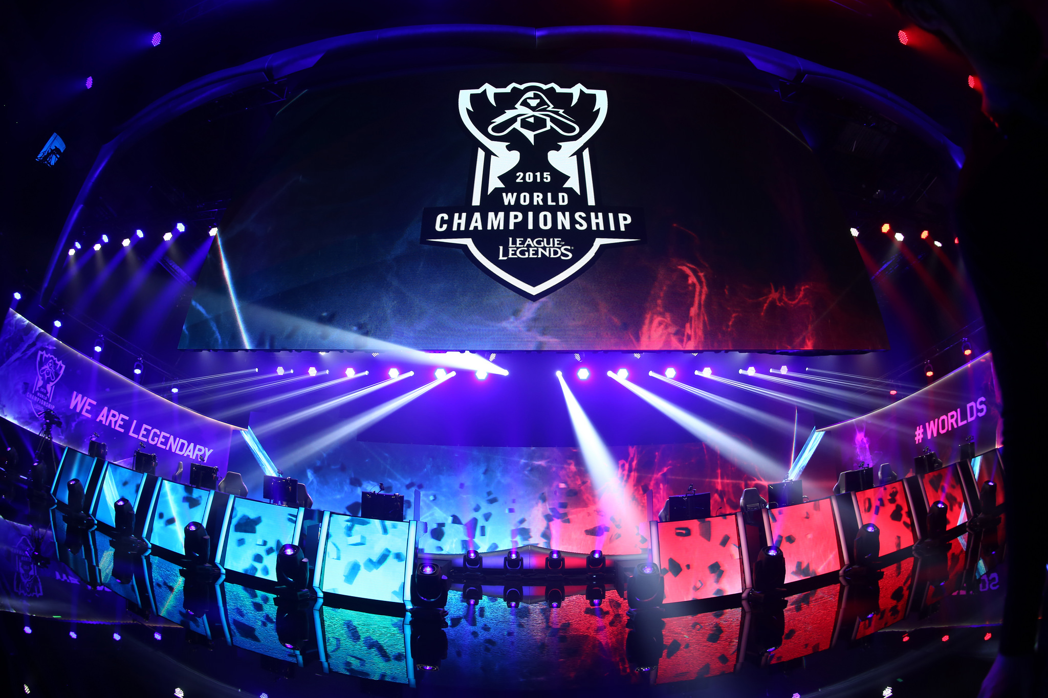 LCK杯趣味数据：HLE在BO5的第一小局全胜